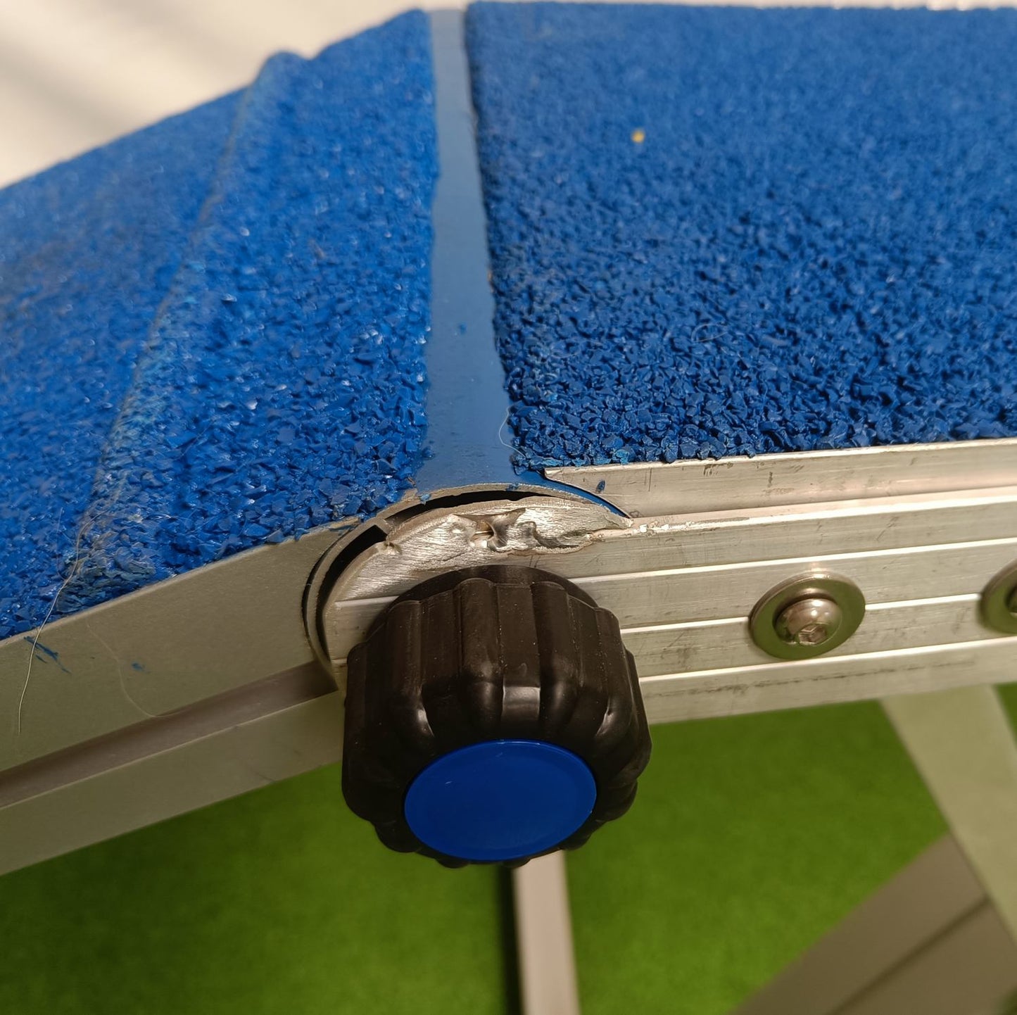 ALU Agilitysteg „Agi Dog Walk PRO“ DIVIS | gummiert, FCI-konform
