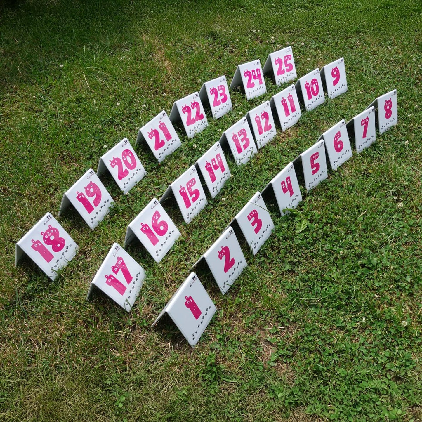 Agility Parcoursnummern / Rally Obedience Zahlen-Set (1-25)