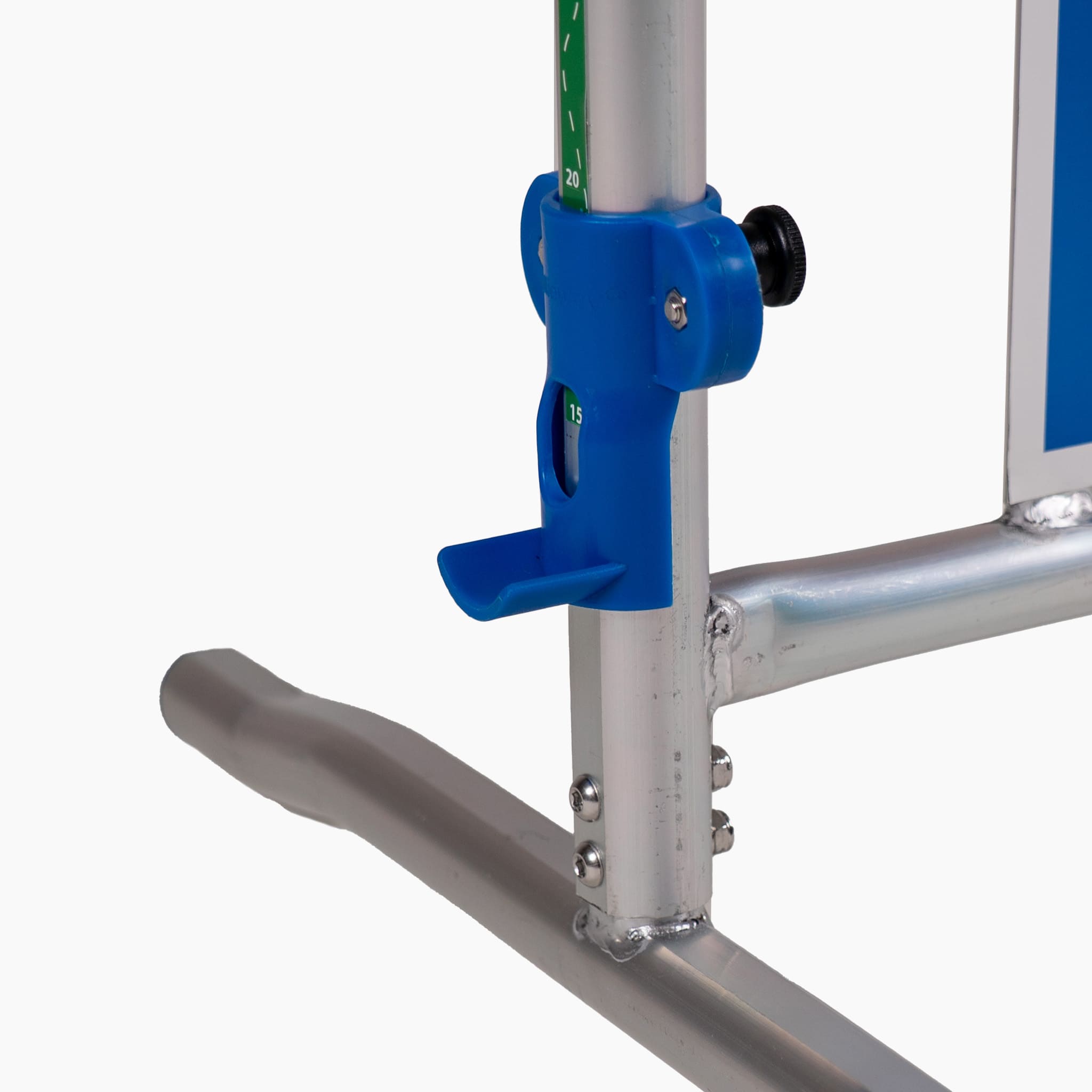 Detail der Pfosten Callieway Agi Jump Trophy Aluminium Hürde