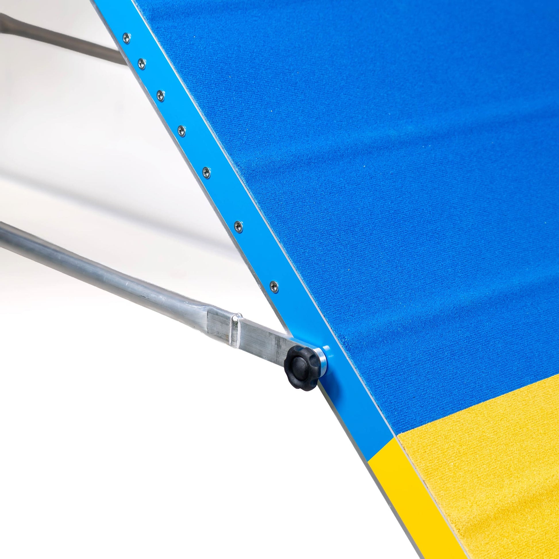 Gelber Kontaktbereich der Callieway Agility A-Wand