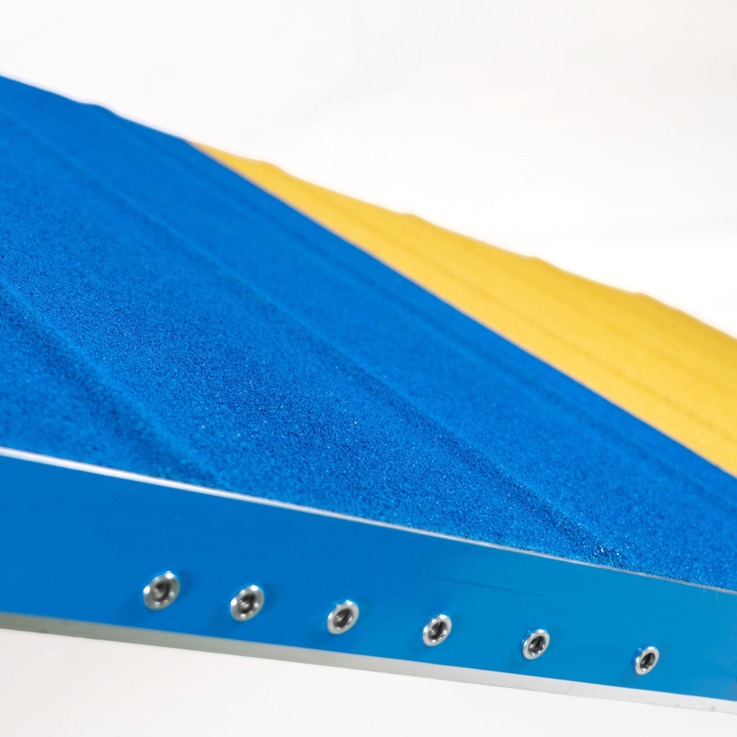 Oberfläche der Callieway Agility A-Wand blau