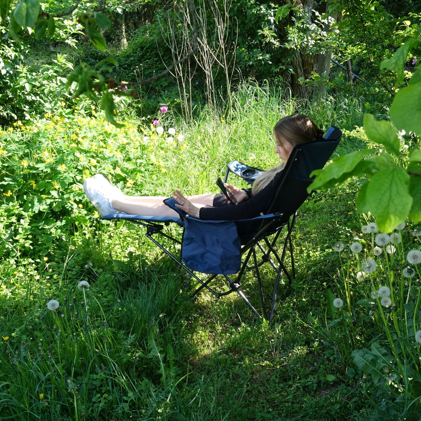 Callieway® „Bonnie Q“ – Faltbarer Campingstuhl & Relax-Liegesessel