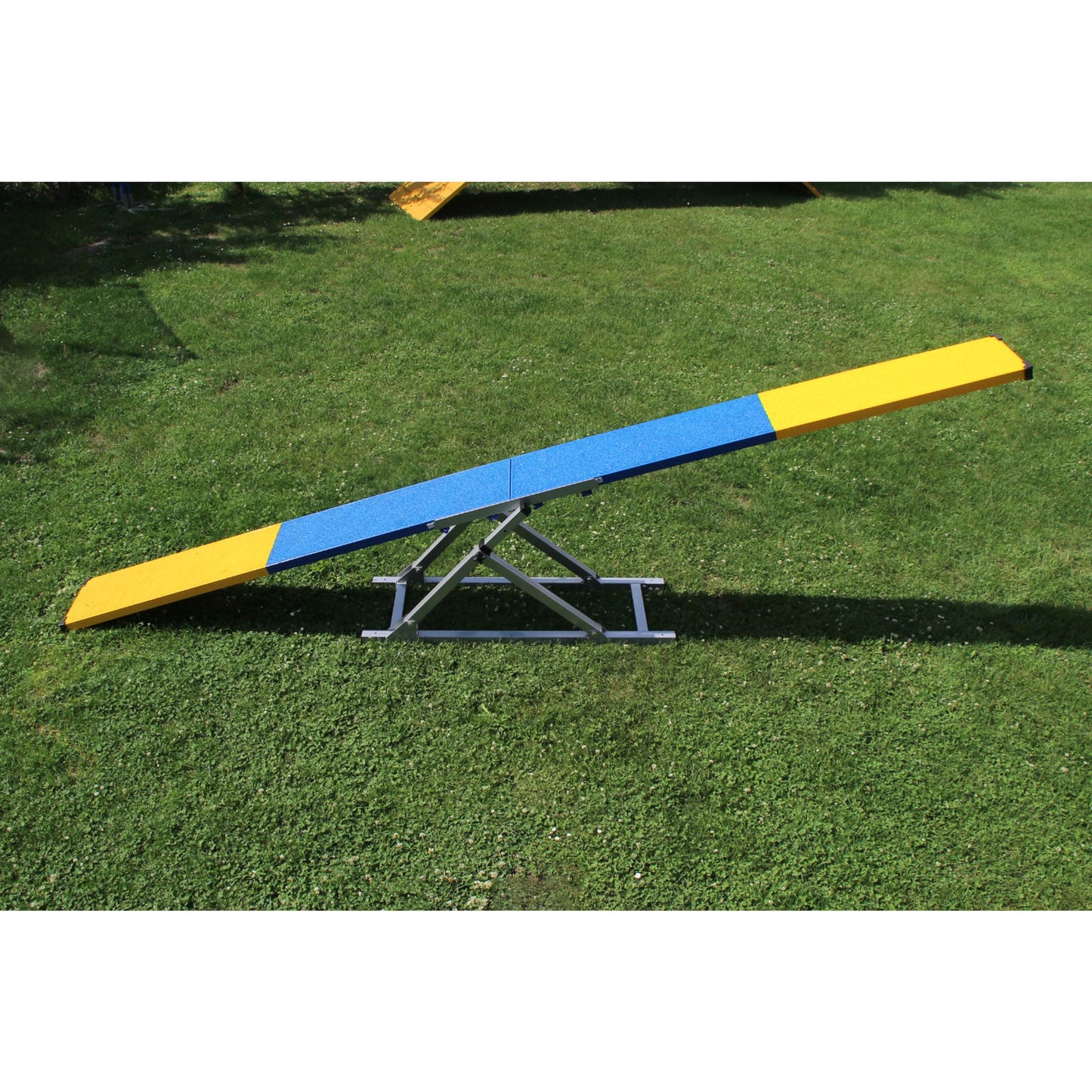 Seitenansicht der Callieway Vario Hundewippe