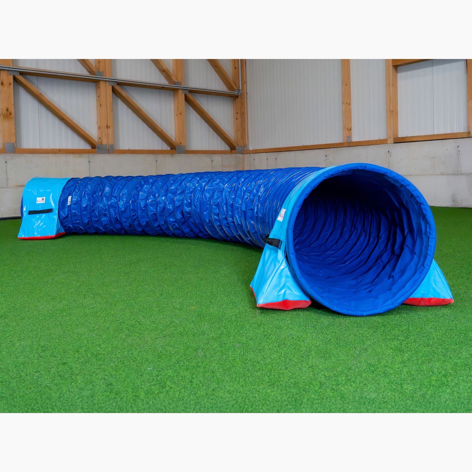 Callieway FullGrip Turniertunnel Blau 6 m auf Agility Platz