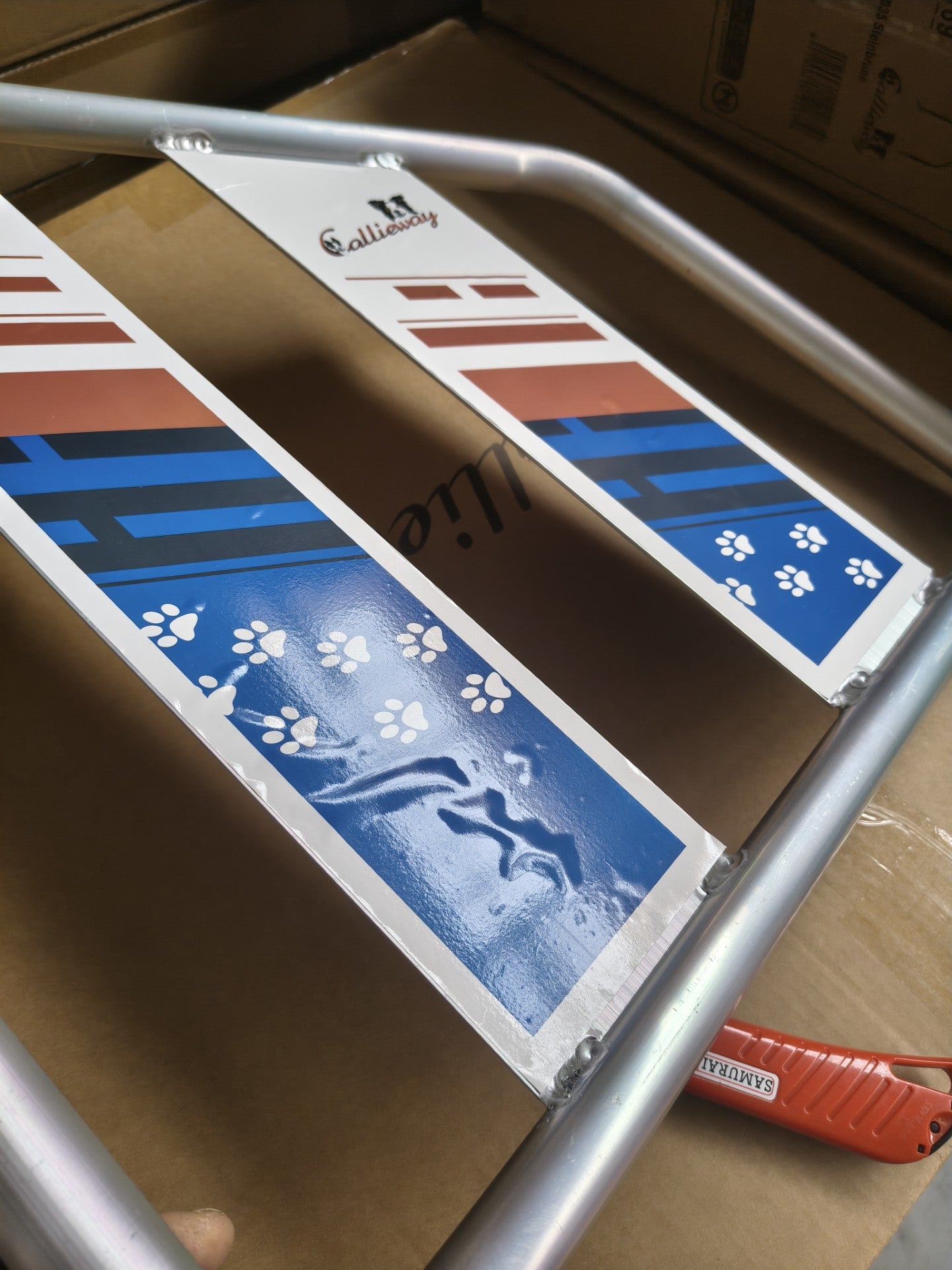 B-Ware: AGI JUMP Trophy – FCI-konforme Agility-Hürde aus Aluminium